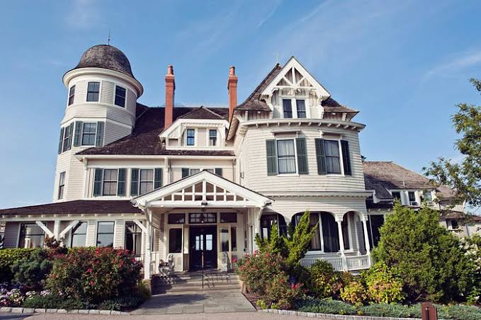 Best Places To Stay In Newport, RI